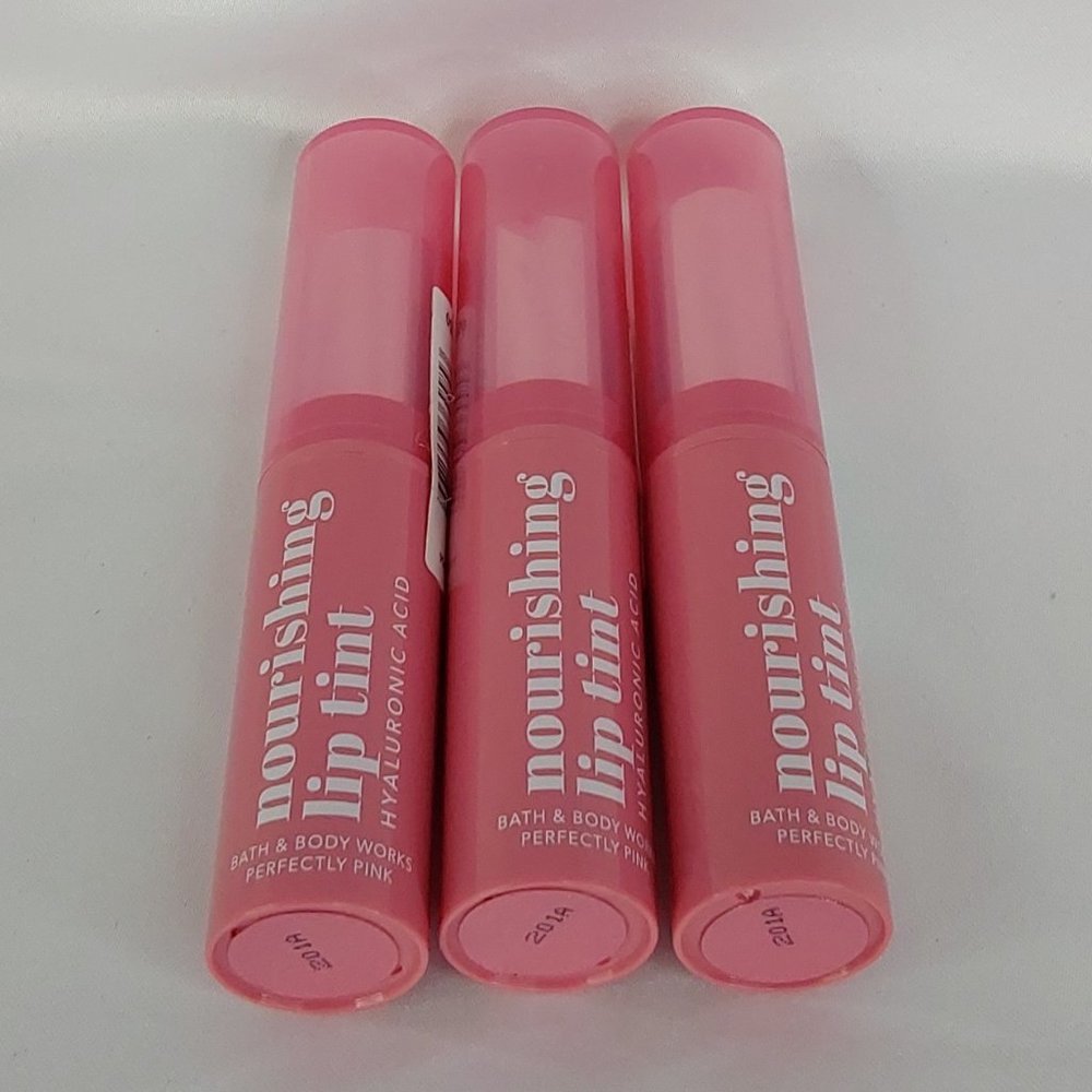 BATH & BODY WORKS 'PERFECTLY~PINK' NOURISHING LIP TINT 3-PIECE SET - Picture 10 of 14